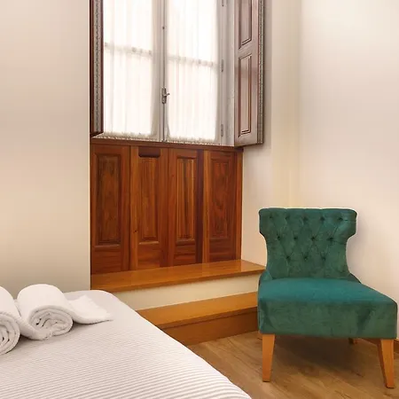 Chateau Apartment Porto